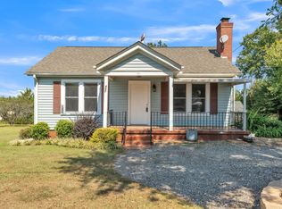 407 Hampton Rd, Greer, SC 29651