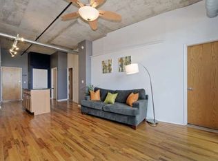 1500 W Monroe St #P3-53, Chicago, IL 60607