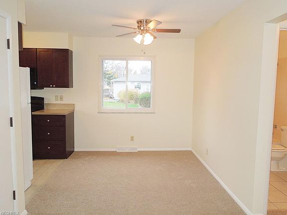 5th image of 1271 Meadowbrook Blvd