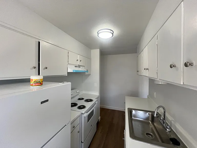Arden Garden Apartments — Photo 39