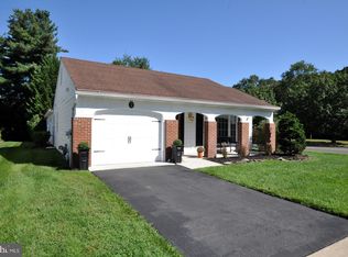 2 Newbury Dr, Southampton, NJ 08088