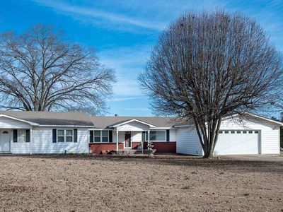 8237 Zuber Rd, Benton, AR, 72019