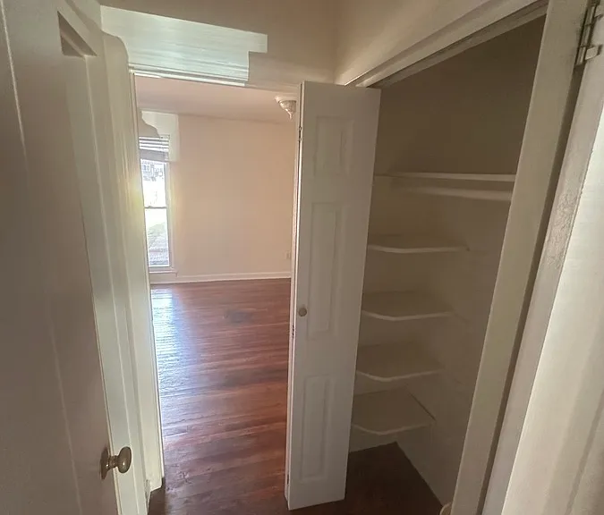 754 Girard St NW #5 — Photo 8