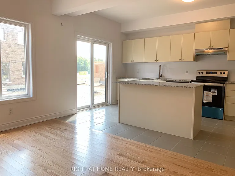9 Mackenzie St — Photo 12