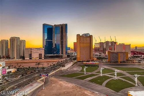 200 W Sahara Ave Photo 1