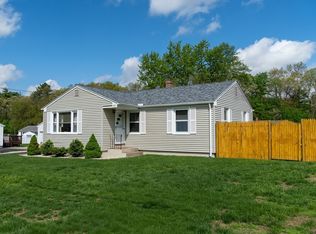 64 Overlea Dr, Springfield, MA 01119