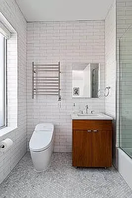 Rented by REAL New York | media 21