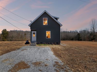 60 Pleasant Ln, Estill Springs, TN, 37330