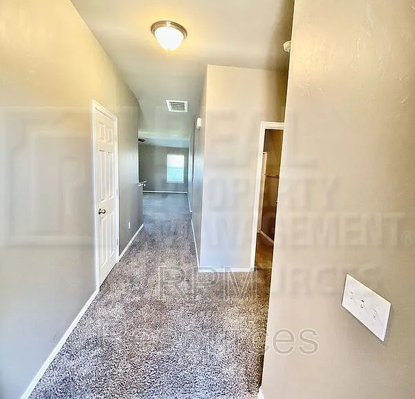2932 Cider Mill Ln — Photo 4