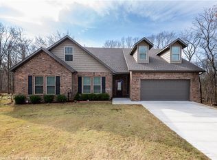 24 Brigadoon Dr, Bella Vista, AR 72715