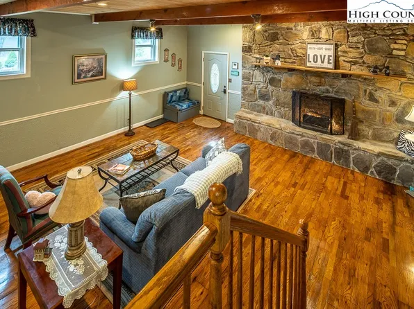 110 Cody Lane Lane, Newland, NC 28657