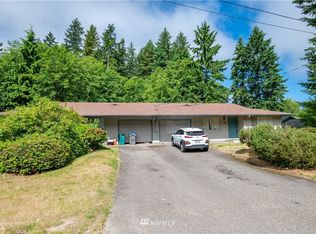 4525 Pine Ave NE, Bremerton, WA