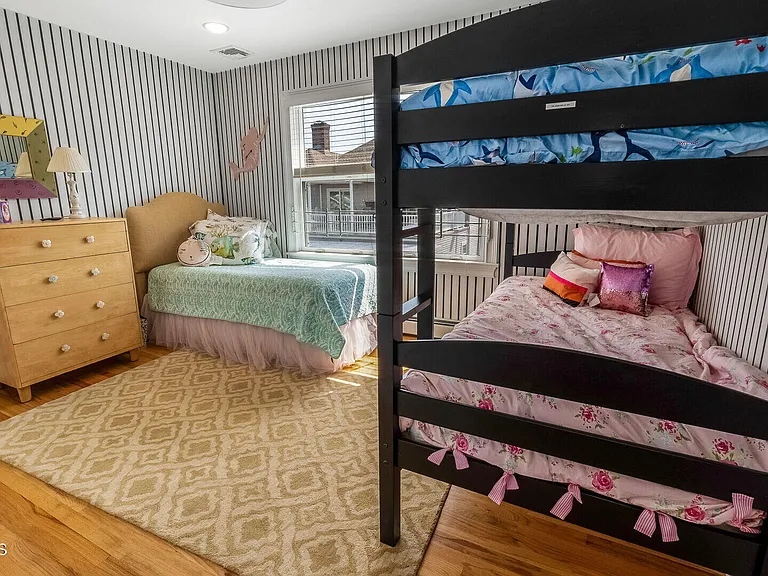 406 Ocean Ave — Photo 24