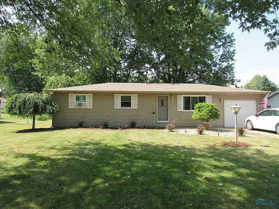 1st image of 105 Greenlawn Dr