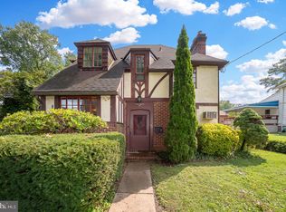 99 W Greenwood Ave, Lansdowne, PA 19050