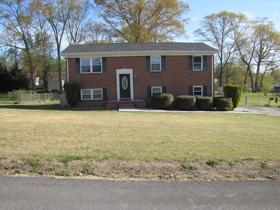 1st image of 1645 Dale Dr SE