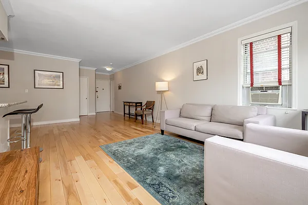 Sold by Trebach Realty | media 18