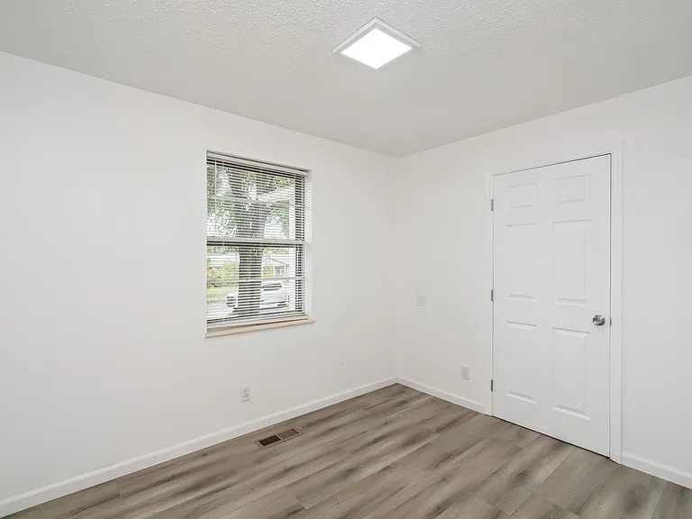 728 Birchbrook Dr — Photo 15