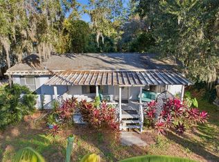 843 County Road 484, Lake Panasoffkee, FL 33538