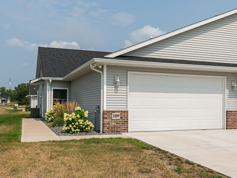 1st image of 109 Beacon Harbor Cir #0