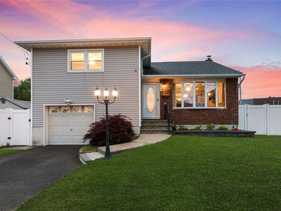 886 Bellmore Road, Bellmore, NY, 11710