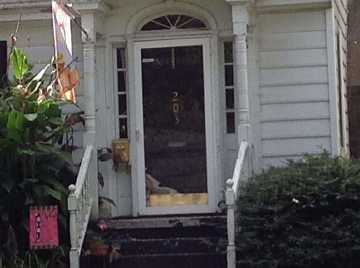 2nd image of 203 N Confederate Ave
