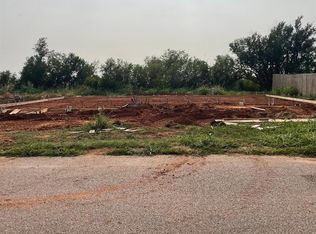 411 Osborn Dr, Hennessey, OK 73742