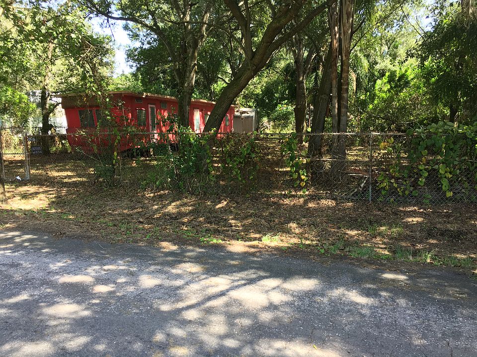 2nd image of 2406 S 76th St
