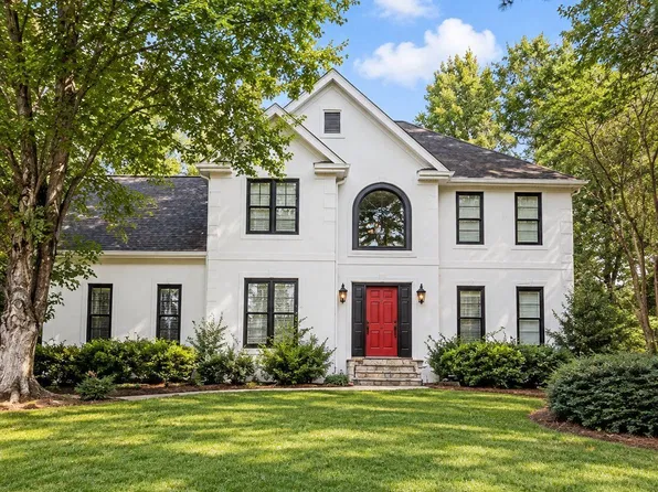 8005 Canter Ln, Alpharetta, GA 30009