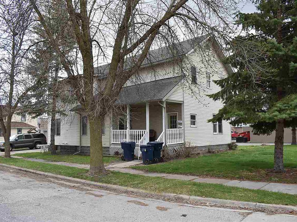 2nd image of 1201 Broadway St
