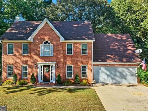 147 Stanbrough Dr, Dallas, GA 30157