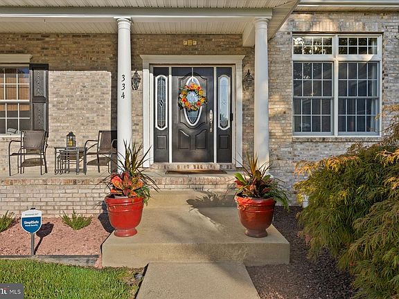 3rd image of 334 Stone Ridge Dr