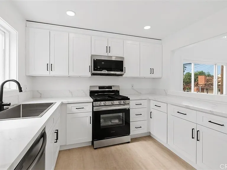 603 Jasmine Ave #1/2 — Photo 6