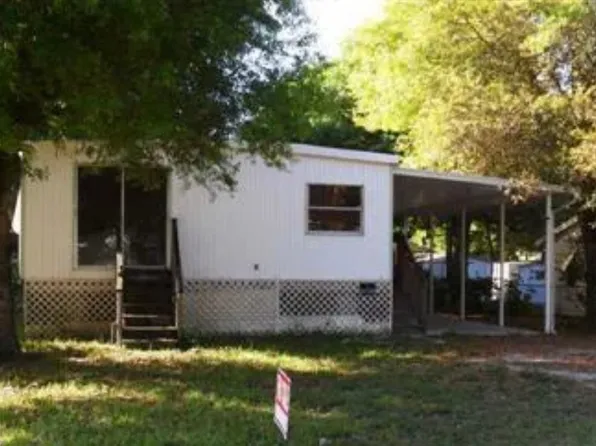 331 San Bernardino St, North Fort Myers, FL 33903