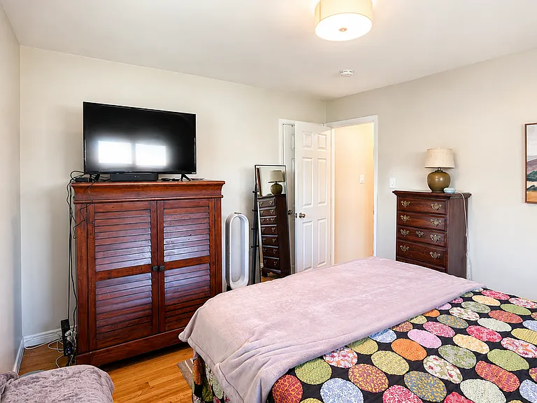 3632 Grape St — Photo 8