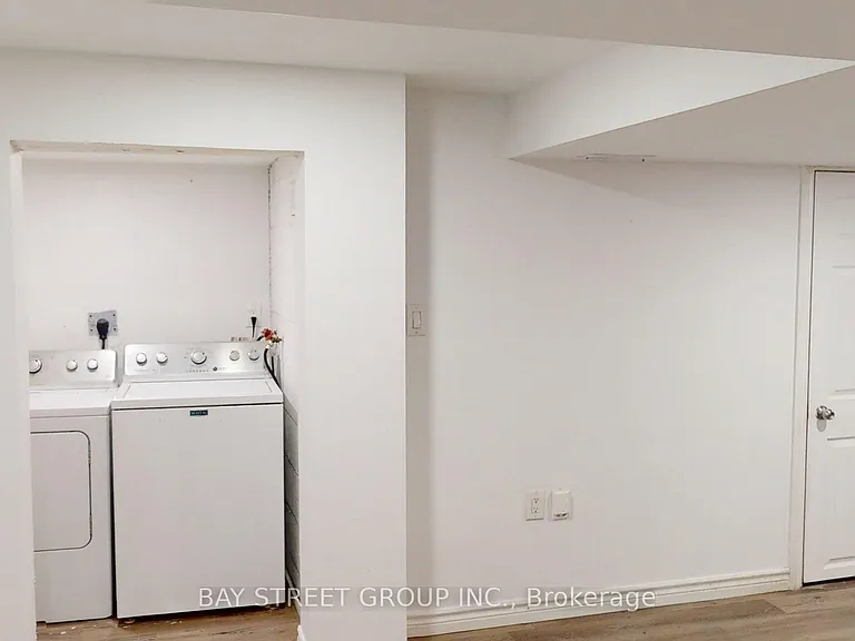 106 Wye Valley Rd #BASEMENT — Photo 3