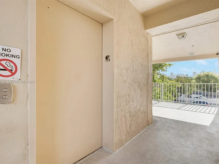 1349 SW 3rd St #7 — Photo 7
