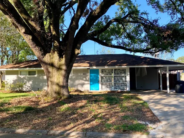 2265 E Contour Dr, Baton Rouge, LA 70809