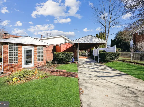 11215 Woodson Ave, Kensington, MD 20895