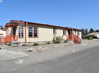 1233 Rowland Ln, Brookings, OR 97415