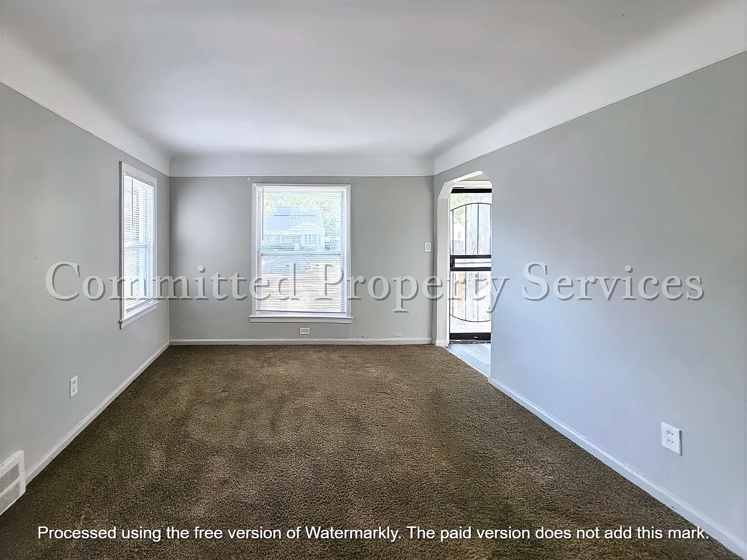3 bed, 845 sqft, $1,300 — Photo 3