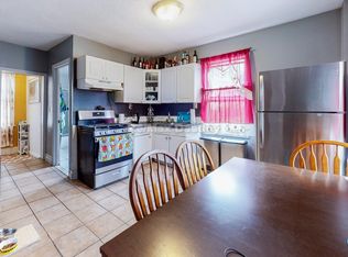 162 Chelsea St, Boston, MA 02128