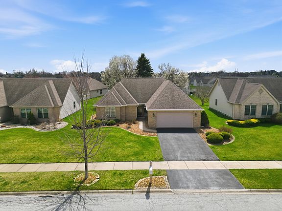 4th image of 2036 Northwood Ln