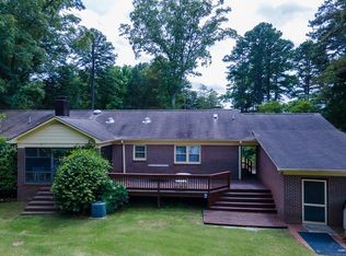 1142 Old Rock Rd, Clarksville, VA 23927