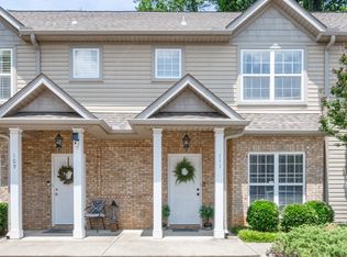 111 Bankside Ln, Greenville, SC 29609