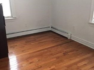 9231 175th St, Jamaica, NY 11433