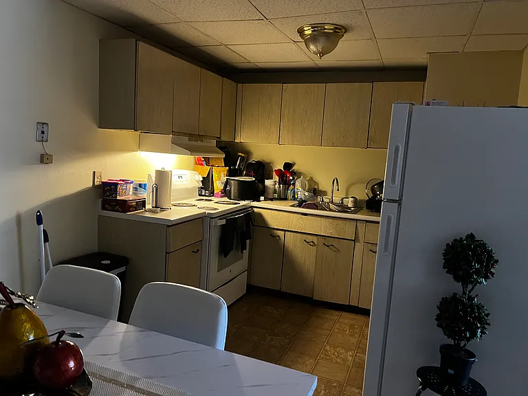 1751 Washington Street Apartments — Photo 11