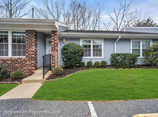80 Boxwood Ter, Red Bank, NJ 07701