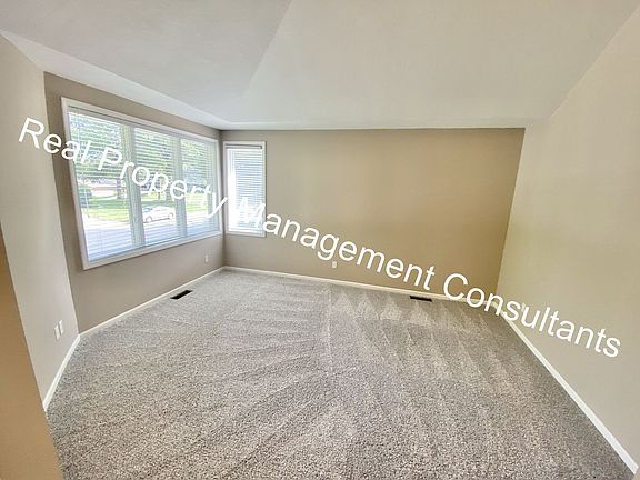 5th image of 112 Cherokee Ln
