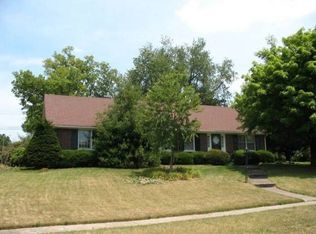 755 Robin Rd, Lexington, KY 40502